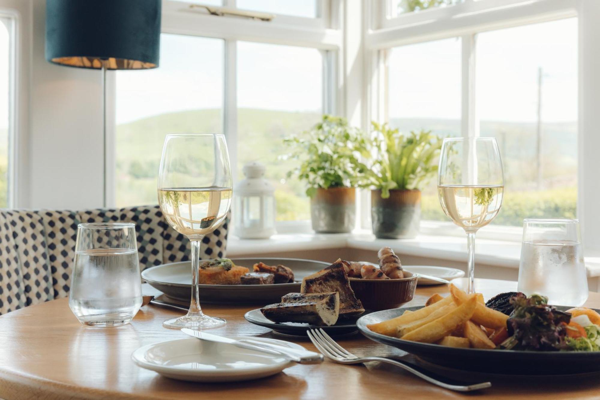 The Fell Hotel เบิร์นซอล ภายนอก รูปภาพ