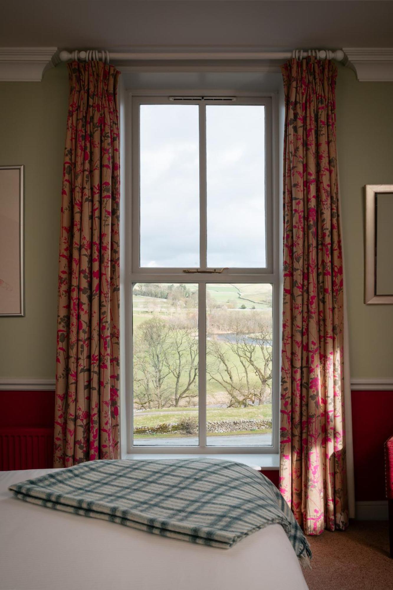 The Fell Hotel เบิร์นซอล ภายนอก รูปภาพ