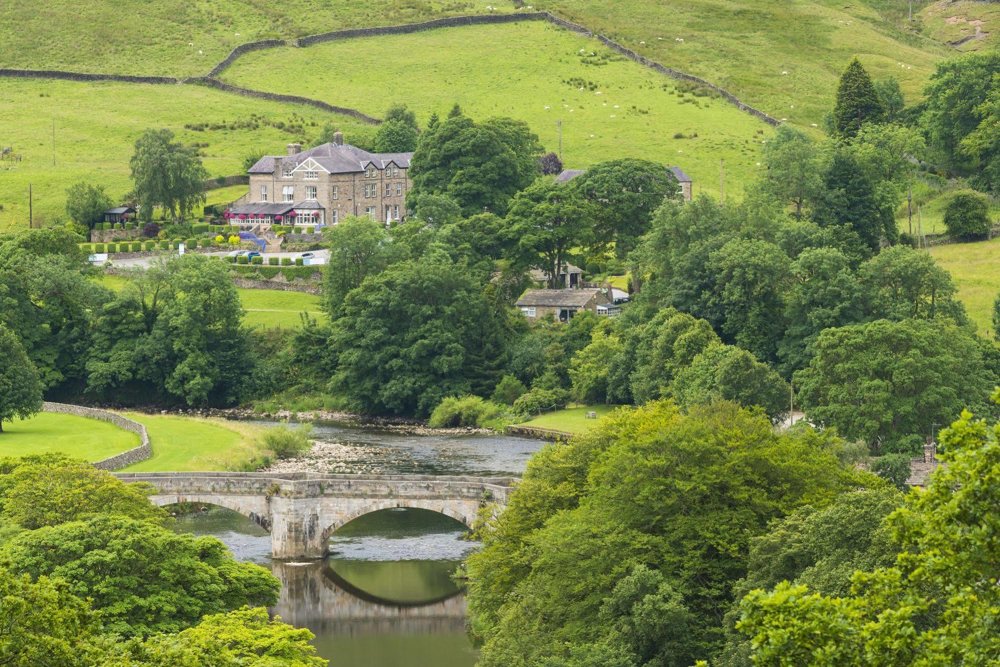 The Fell Hotel เบิร์นซอล ภายนอก รูปภาพ